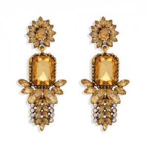 Rhinestone Flower Pattern Bling Fashion Women Alloy Wholesale Earrings - Champagne