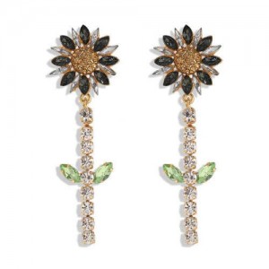 Rhinestone Bohemian Fashion Sunflower Party Style Women Costume Earrings - Black