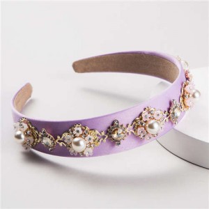 Pearl and Rhinestone Combo Flower Decorated Baroque Style Brides Fashion Hair Hoop - Violet