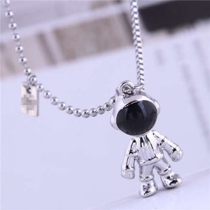 Hip Hop Fashion Astronaut Pendant Long Chain Costume Wholesale Necklace