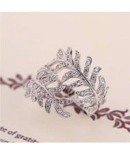 Cubic Zirconia Embellished Unique Feather Design 18K Platinum Plated Women Ring
