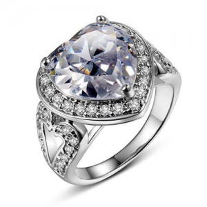 Rhinestone and Cubic Zirconia Elegant Heart Design 18K Platinum Plated Women Ring