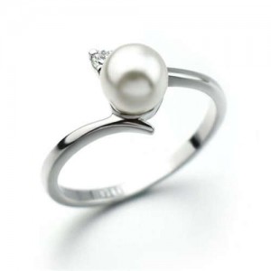 Pearl Inlaid Elegant Office Lady Fashion 18K Platinum Plated Ring