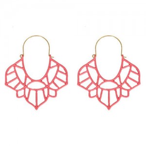 Hollow Geometric Floral Design Bold Fashion Resin Women Alloy Costume Earrings - Pink