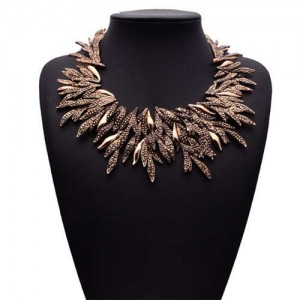 Rhinestone Embellished Leaves Vintage Fashion Women Bib Costume Necklace - Golden