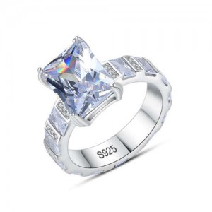 Shining Cubic Zirconia Inlaid Four Claw 925 Sterling Silver Wedding Ring