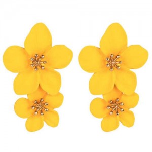 Golden Stamen Dual Flowers Bohemian Fashion Tassel Design Women Earrings - Yellow