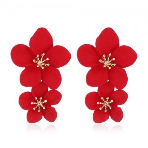 Golden Stamen Dual Flowers Bohemian Fashion Tassel Design Women Earrings - Red