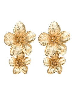 Golden Stamen Dual Flowers Bohemian Fashion Tassel Design Women Earrings - Golden