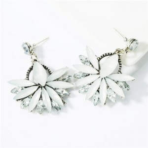 U.S.and European Vintage Fashion Dangling Flower Design Women Statement Earrings - White