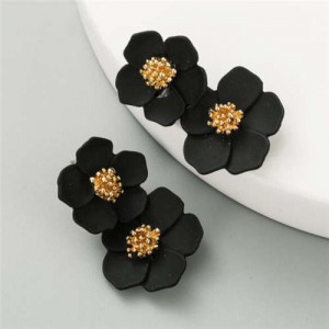 Golden Stamen Painted Spring Flowers Korean Fashion Women Statement Stud Earrings - Black