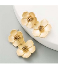 Golden Stamen Painted Spring Flowers Korean Fashion Women Statement Stud Earrings - Golden