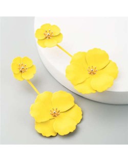 Painted Flowers Sweet Fashion Korean Style Dangling Women Alloy Earrings - Yellow