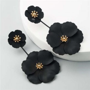 Painted Flowers Sweet Fashion Korean Style Dangling Women Alloy Earrings - Black