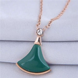 Resin Gem Inlaid Seashell Pendant Korean Fashion Women Costume Necklace - Green