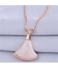 Resin Gem Inlaid Seashell Pendant Korean Fashion Women Costume Necklace - Khaki