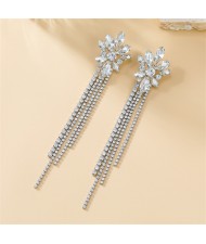 Glistening Long Tassel Star Shape Design Women Banquet Fashion Costume Earrings - Silver