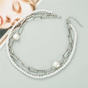 Graceful Pearl and Chain Mixed High Fashion Women Costume Necklace - Silver