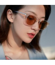 Vintage Fashion Rivets Embellished Frame Jelly Color High Fashion Sunglasses