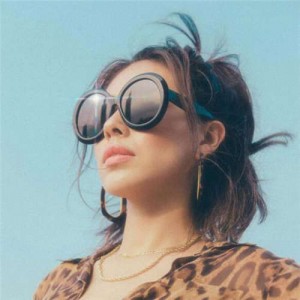 6 Colors Available Vintage Bold Frame Round Design High Fashion Women Sunglasses