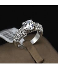 Beautiful Rhinestone Decorated Four Claw Platinum Plated Ring