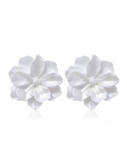 Resin Flower Design High Fashion Women Stud Earrings - White
