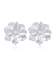 Resin Flower Design High Fashion Women Stud Earrings - White