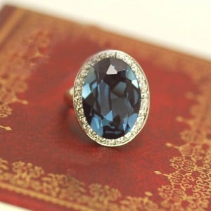 Luxurious Austrian Crystal Embedded Platinum Plated Ring - Ink Blue