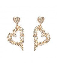 Exaggerating Heart Design Shining Rhinestone Women Fashion Stud Earrings - Golden