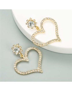 U.S. High Fashion Rhinestone Adorable Heart Design Women Stud Earrings - Golden