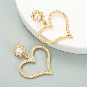 U.S. High Fashion Rhinestone Adorable Heart Design Women Stud Earrings - Pearl