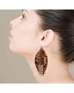 Leopeard Prints Leather Leaf with Crystal Beads Design High Fashion Women Earrings