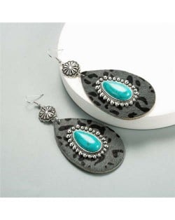 Artificial Turquoise Inlaid Vintage Leopard Prints Leather Waterdrop Design Women Earrings - Gray