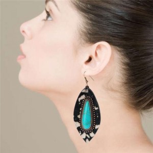 Artificial Turquoise Inlaid Bold Style Leopard Prints Leaf Design Women Earrings - Black