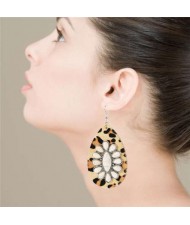 Bohemian Style Turquoise Flower Embellished Leopard Prints Bold Waterdrop Women Statement Earrings - Off-white