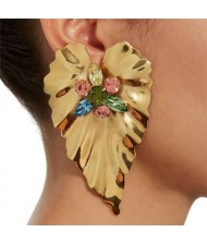 Rhinestone Inlaid Creative Golden Leaf Design Bohemian Fashion Women Earrings - Multicolor