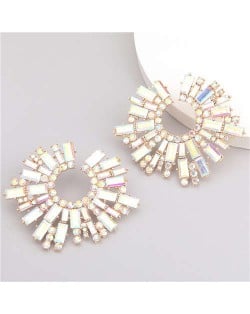 Super Attractive Design Flower High Fashion Women Costume Earrings - Golden