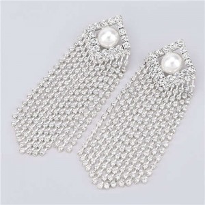 Artificial Pearl Inlaid Glistening Tassel Chains Design Model Choice Women Fashion Earrings - Silver