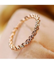 Twist Design 18K Rose Gold Finger Ring