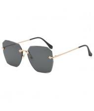 5 Colors Available Frameless Design Seashore Fashion Women Sunglasses