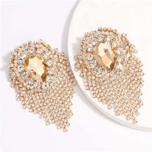 Super Shining Rhinestone and Glass Drill Waterdrop Inspired Banquet Fashion Women Earrings - Golden