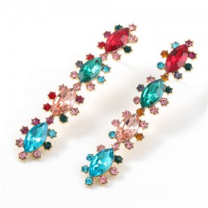 Rhinestone Leaves String Design Vintage Fashion Women Costume Earrings - Multicolor
