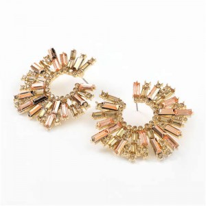 Glistening Flower Style High Fashion Women Costume Stud Earrings - Champagne