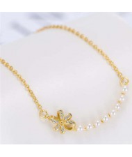 Pearl and Bowknot Combo Korean Fashion Unique Design Women Fashion Necklace - Golden