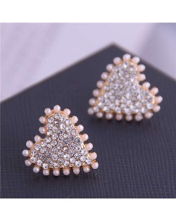 Artificial Pearl and Rhinestone Embellished Heart Shape High Fashion Women Stud Earrings