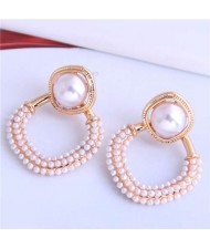 Artificial Pearl Decorated Medium Hoop High Fashion Women Stud Earrings