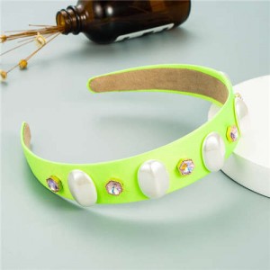 Elegant Fair Lady Fashion Women Bejeweled Cloth Hair Hoop - Green