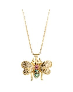 Creative Gold Plated Bee Pendant High Fashion Women Costume Necklace