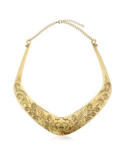 Folk Style Prosperous Engraving Flowers Design Women Bib Necklace - Vintage Golden