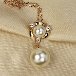 Elegent Twin Pearls Pendant Necklace -Rose Gold